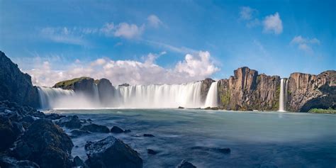 A Guide’s Guide to Iceland’s Waterfalls