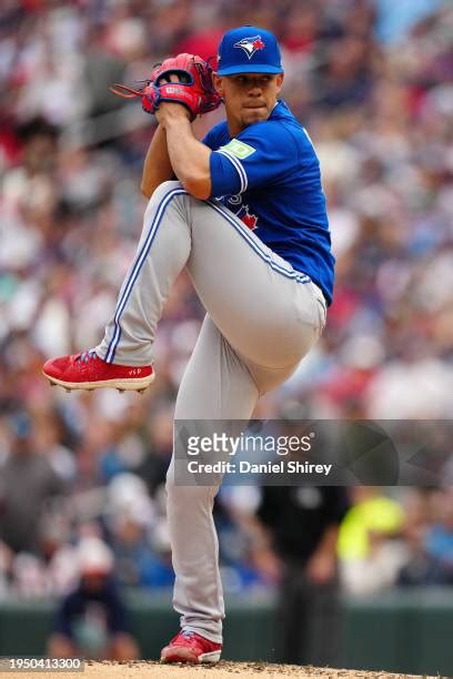 Jose Berrios Twins Photos And Premium High Res Pictures Getty Images