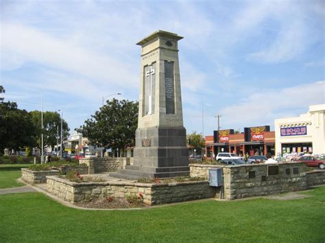 Bairnsdale photos - Travel Victoria: accommodation & visitor guide