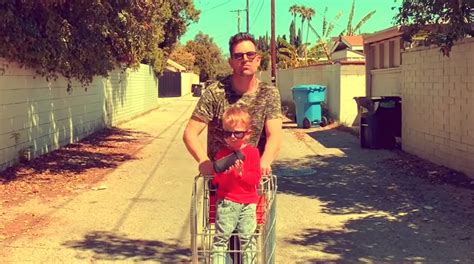 Dads Are Doing It Right Sharing The Hilarious Side Of Fatherhood