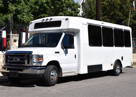 Keystone purchases new shuttle bus | Keystone School San Antonio Texas