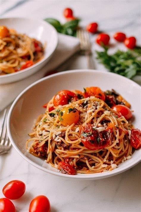 Roasted Cherry Tomatoes Pasta Sauce