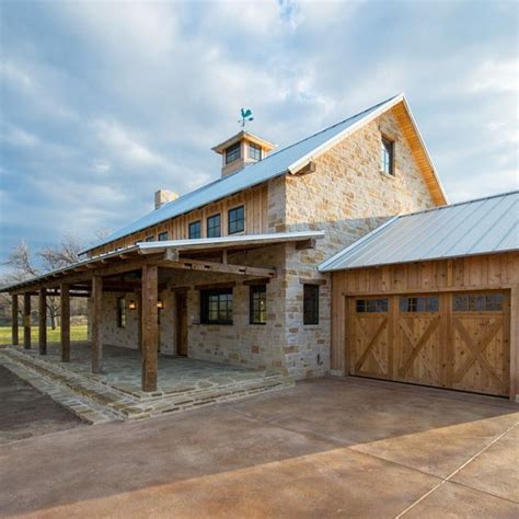 Heritage Restorations Barn Home • Timber Frame Event Center • Historical Buildings Casas