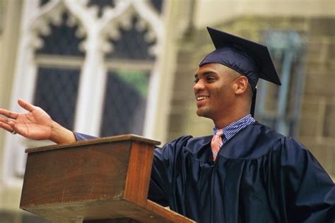 Como Escrever Um Discurso De Formatura Inspirador