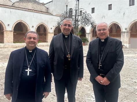 Arcivescovo Bari Alla Guida Della Conferenza Episcopale Pugliese