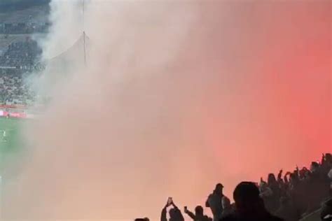 OGC Nice RC Lens Feux d artifices et nuage de fumigènes des images