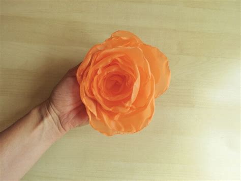 How To Tutorial Easy Ways To Make Fabric Rose Diy Spice It Up With Dori