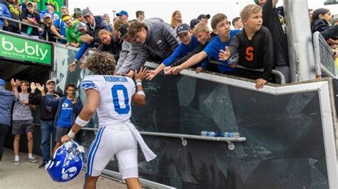 Byu Football Fans Display Loyalty Despite Loss To Ducks