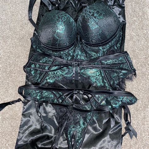 Honey Birdette Madame Emerald Set Bra Worn A Depop