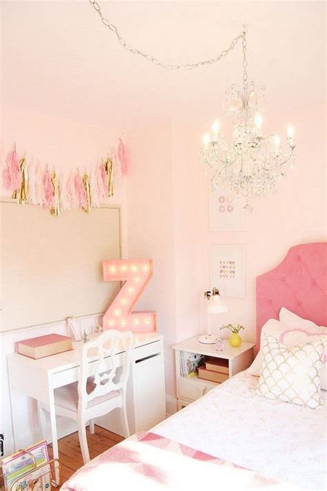 Aesthetic Light Pink Room - Home Design Ideas