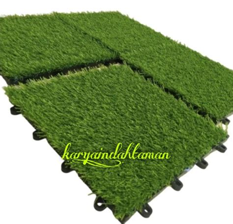 Decking Tile Lantai Rumput Sintetis Type Swiss Ukuran 25x25cm Ketebalan