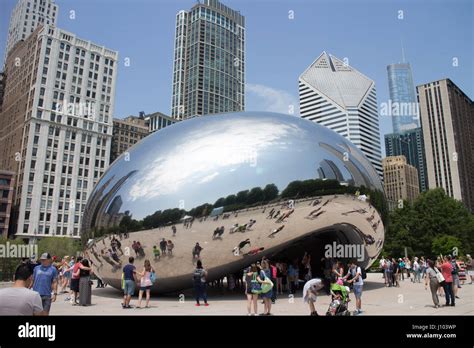 Cloud Gate Also Known As The Bean In Chicago Illinois Stock Photo