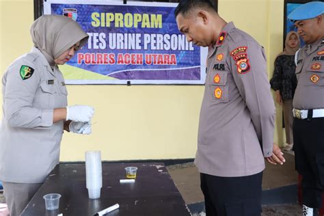 Deteksi Penyalahgunaan Narkoba Wakapolres Pimpin Tes Urine Dadakan