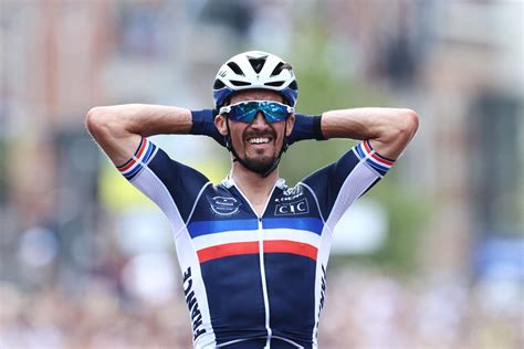 Mondiaux 2021 Julian Alaphilippe Conserve Son Maillot De Champion Du