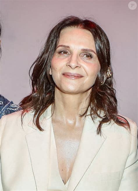 Tu n aurais pas dû Juliette Binoche fond en larmes après un