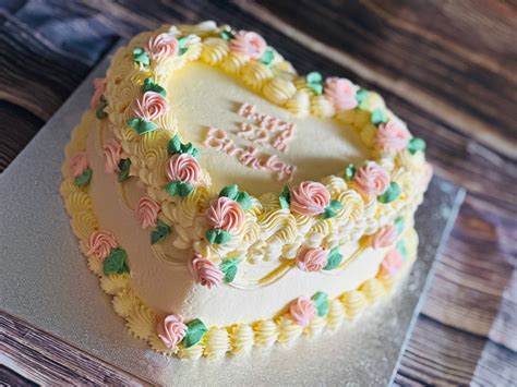 vintage heart cake cake trays