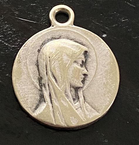 Vintage Petite M Daille Religieuse Notre Dame De Lourdes Etsy France