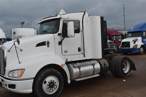 2012 Kenworth T660 Single Axle Day Cab Truck Paccar 455hp 10 Speed