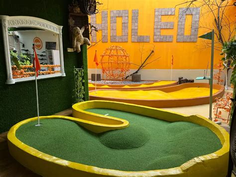 Holeo Golf Museum Tempat Rekreasi Asik Melepas Penat Dengan Bermain