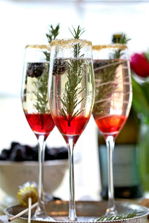 32 Easy Christmas Cocktails Because You Deserve A Treat This Year