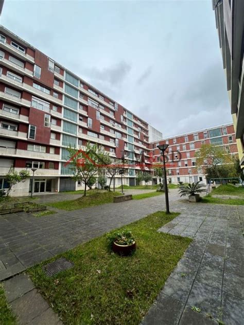 Apartamento T2 à venda em Alto do Lumiar Quinta das Conchas Quinta