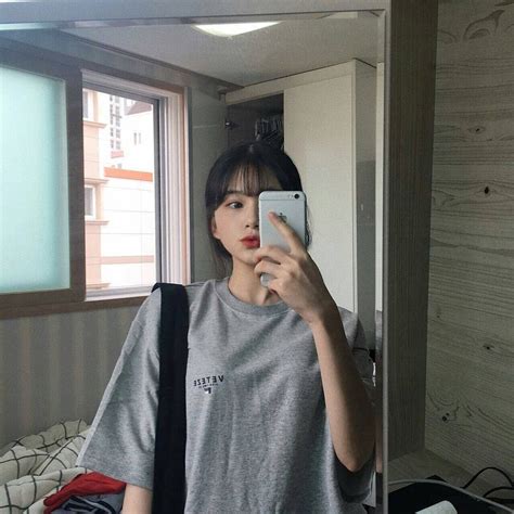 Mirror Selfie Ulzzangkyeo Ulzzang Asian Asianbeauty Asiangirl