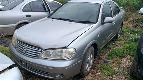 Nissan Pulsar Grille N Sii Sedan Horizontal Slat Type