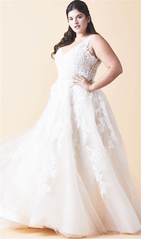 White Plus Size Wedding Dresses Top 10 Find The Perfect Venue For