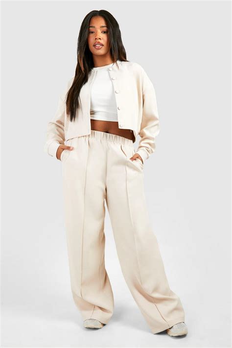 Plus Tailored Seam Front Slouchy Wide Leg Trousers Boohoo Uk