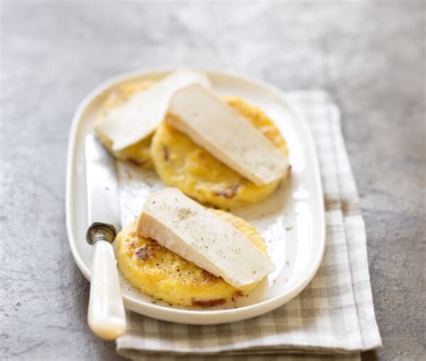 Galette De Polenta Au Reblochon Et Jambon De Savoie Fromages De Savoie