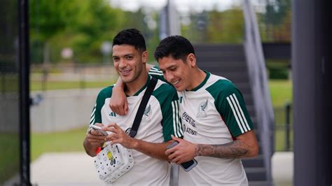 La Temporada De Edson Álvarez Y Raúl Jiménez En Premier League As México