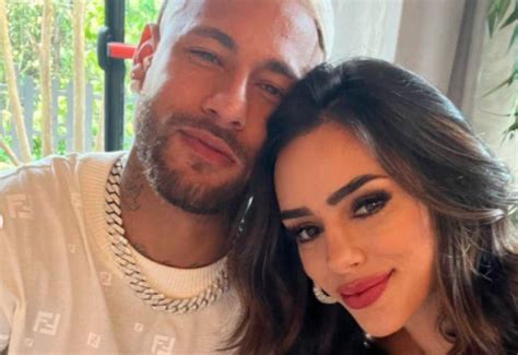 SBT TV Neymar e Bruna Biancardi fecham acordo de silêncio por