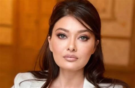 Nurgül Yeşilçay Kimdir Hayatı ve Biyografisi Son Dakika