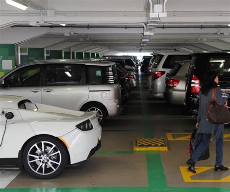 Hong Kong Parking Space Sell For Record 765000