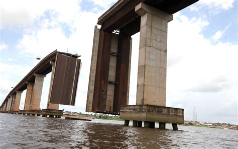 Fotos Imagens Da Ponte Que Partiu Ao Meio No Pa Fotos Em Par G