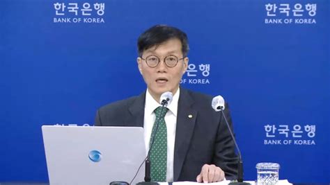 이창용 한은 총재 물가 당분간 5 내외 상승내년 상반기 많이 어려울 것