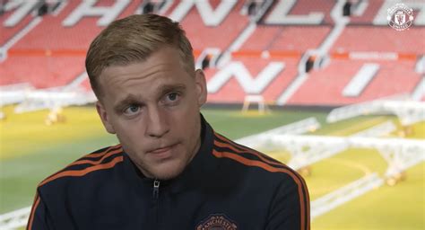 Van de Beek: If chances come I have to take them