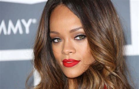 Apple Confirms Some Celeb Accounts Were Breached In Nude Photo Scandal