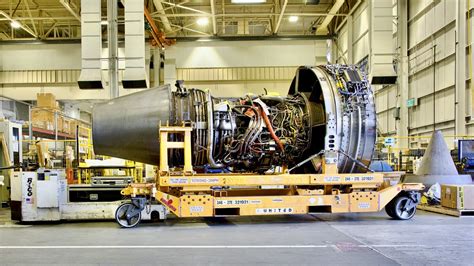 Pratt And Whitney Pw4000 Engine Used On A Boeing 767 San Fr Flickr