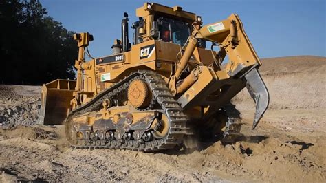 Caterpillar D T Ripping And Pushing Youtube