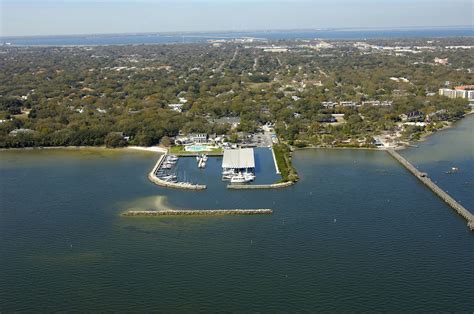 Tampa Yacht & Country Club in Tampa, FL, United States - Marina Reviews