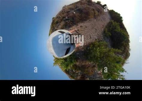 Person Cycling Stock Videos And Footage Hd And 4k Video Clips Alamy