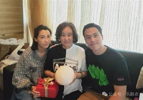 拒再婚不找富二代！赌王前儿媳离婚后首受访，女儿一年要花120万齐娇生活何猷启