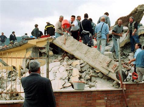 Terremoto Molise Il Ricordo Degli Angeli Di San Giuliano Nel 2002