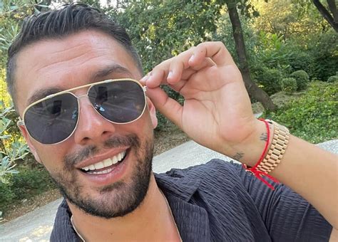 Kevin Guedj dévoile une vidéo en amoureux avec sa chérie Chloé Newstories