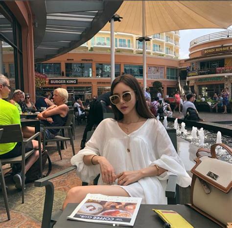 M Nh N P Nh T M Ng X H I H N Qu C G Y S T V I Lo T Nh Bikini N Ng B Ng Ng I P Vi T