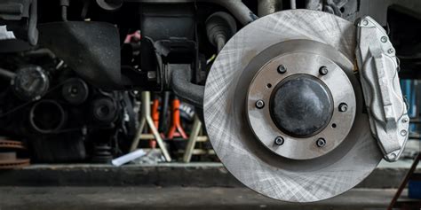 Why You Should Choose Tech One Auto for Brake Pad Replacement