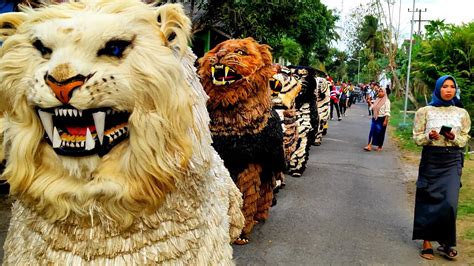 ASMR Lion Dance And Drumband Parade In The Village Can Macanan Singo