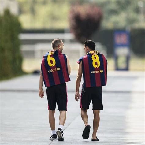 Andres Iniesta Xavi Fcb Iniesta Infinit Iniesta Xavi