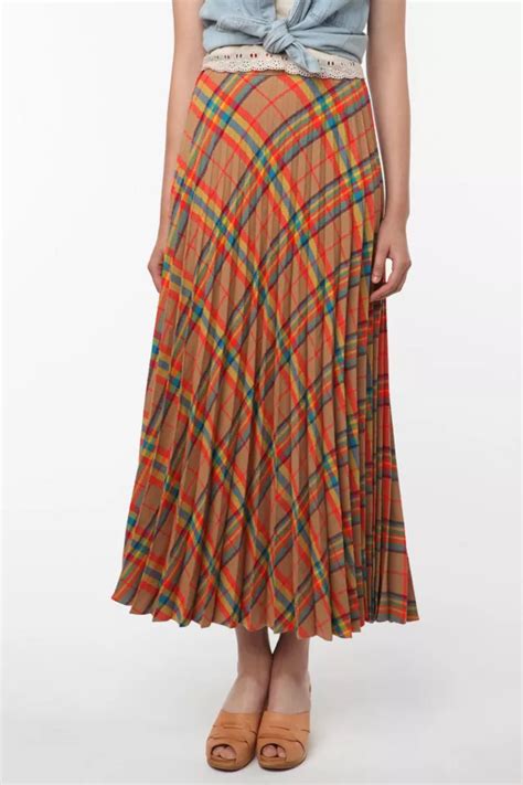 Vintage Pleated Plaid Maxi Skirt Urban Outfitters